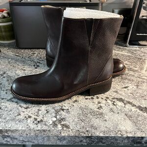L.L. Bean Rich Brown Leather Ankle Booties